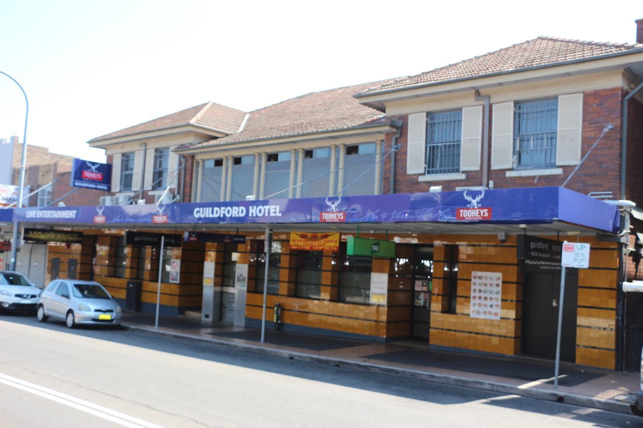 Guildford Hotel Esterno foto